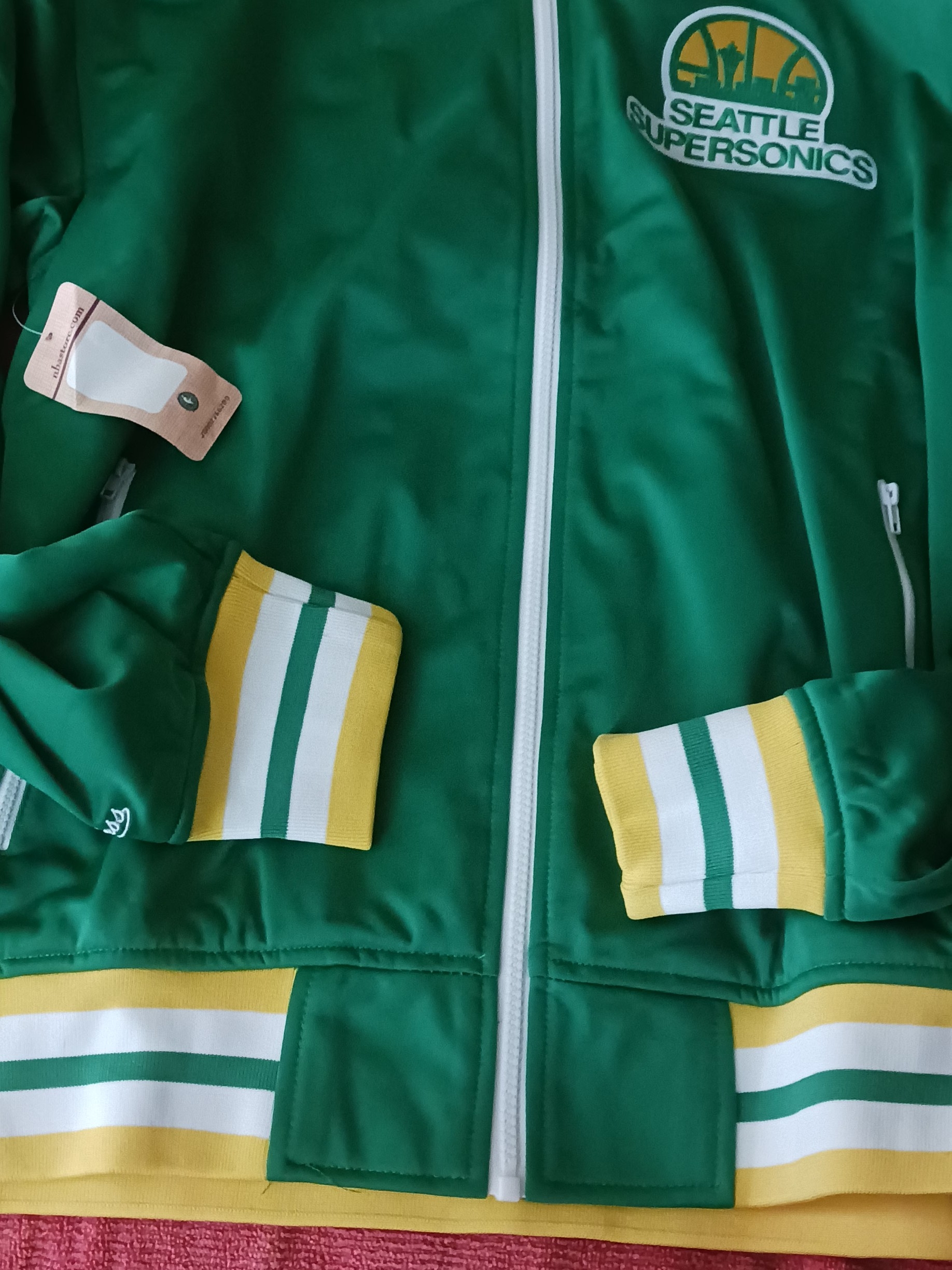 Mitchell & Ness Seattle Supersonic Men’s Preseason Warm-Up Track Jacket Size Xl